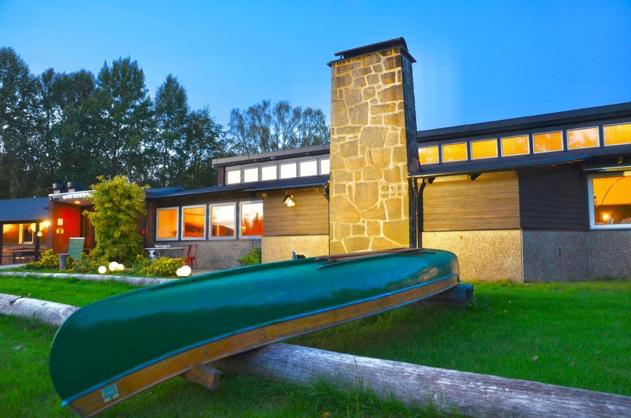 Nature Shelter Hotel Åsljunga Eksteriør billede